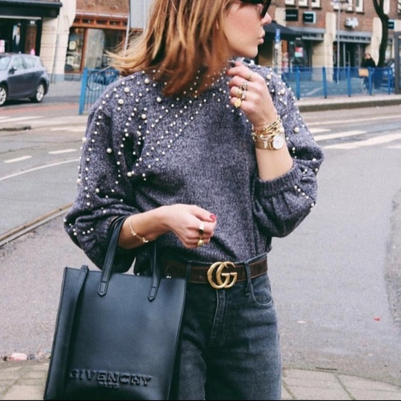 Zara Sweaters - 🍬HP🍬Zara cropped pearl sweater